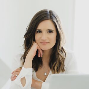 Portrait of Dr. Christine Maren